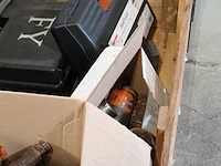 Diverse garage inventaris - afbeelding 4 van  9