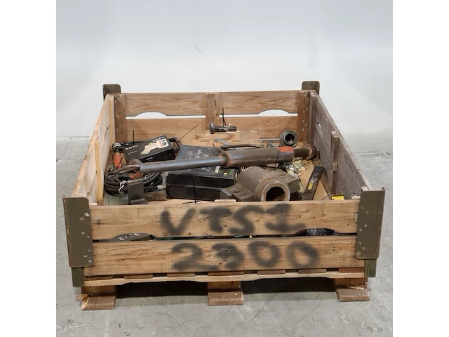 Diverse garage inventaris - afbeelding 1 van  10