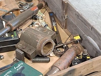 Diverse garage inventaris - afbeelding 8 van  10