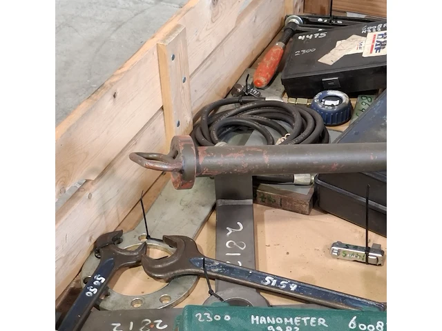 Diverse garage inventaris - afbeelding 10 van  10