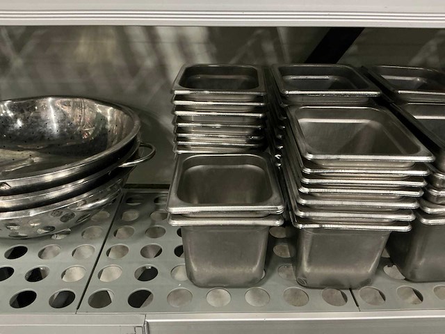 Diverse gastronormbakken/schalen (135x) - afbeelding 10 van  11