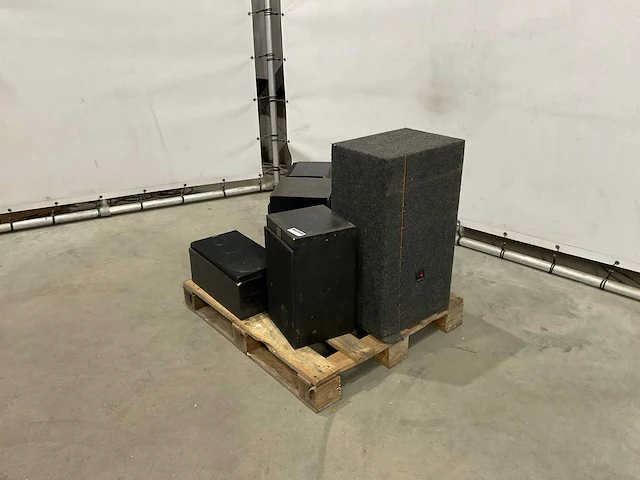 Diverse geluidsboxen - afbeelding 1 van  6