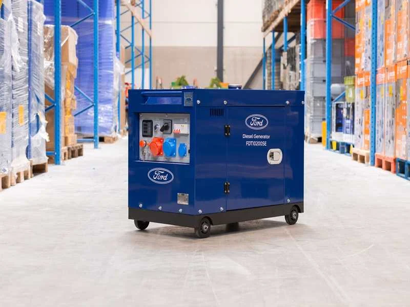 Diverse generatoren, stroomaggregaten en power units