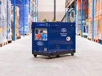 Diverse generatoren, stroomaggregaten en power units