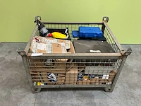 Diverse gereedschap + grijpvoorraad - afbeelding 1 van  6
