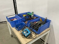 Diverse gereedschappen - afbeelding 1 van  9