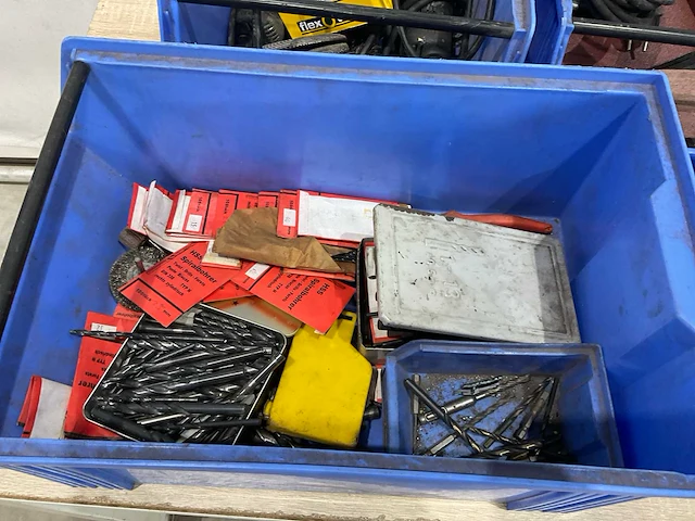 Diverse gereedschappen - afbeelding 9 van  9