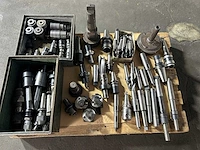 Diverse gereedschappen - afbeelding 1 van  8