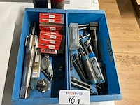 Diverse gereedschappen - afbeelding 1 van  4