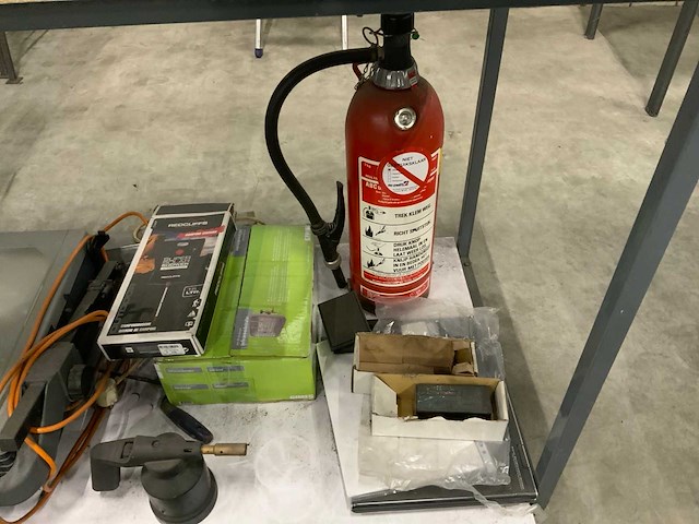 Diverse gereedschappen - afbeelding 7 van  7