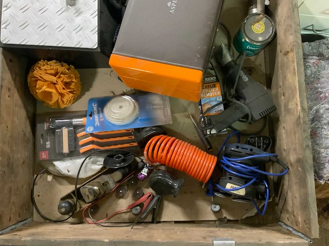 Diverse gereedschappen - afbeelding 2 van  3