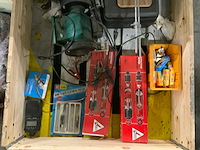 Diverse gereedschappen - afbeelding 2 van  3