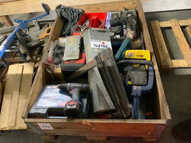 Diverse gereedschappen - afbeelding 1 van  3