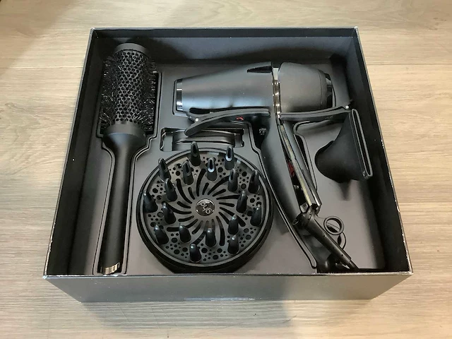 Diverse ghd haardrogers - afbeelding 3 van  11