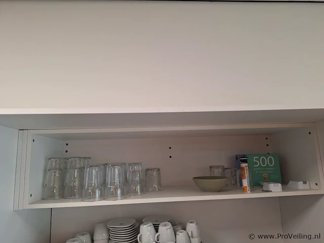 Diverse glazen - afbeelding 1 van  3