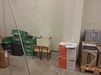Diverse goederen w.o. elektronica, hygiëne en accessoires - afbeelding 16 van  72
