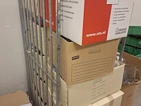 Diverse goederen w.o. elektronica, hygiëne en accessoires - afbeelding 41 van  72