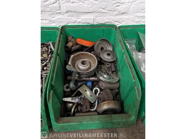 Diverse grijpmateriaal t.b.v. o.a. bosmaaiers - afbeelding 3 van  14
