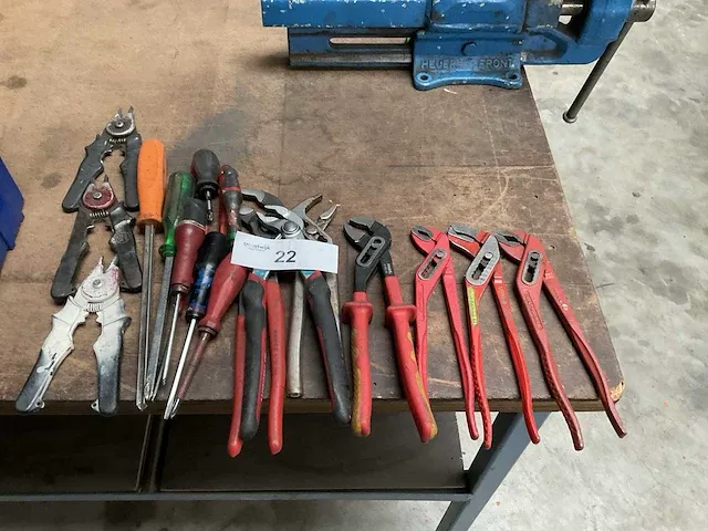 Diverse handgereedschap - afbeelding 2 van  3