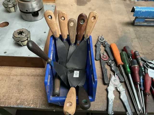 Diverse handgereedschap - afbeelding 3 van  3