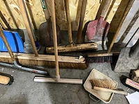 Diverse handgereedschappen - afbeelding 3 van  5