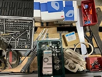 Diverse handgereedschappen - afbeelding 5 van  7