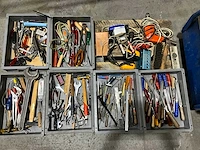 Diverse handgereedschappen - afbeelding 1 van  7