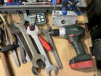 Diverse handgereedschappen - afbeelding 2 van  9