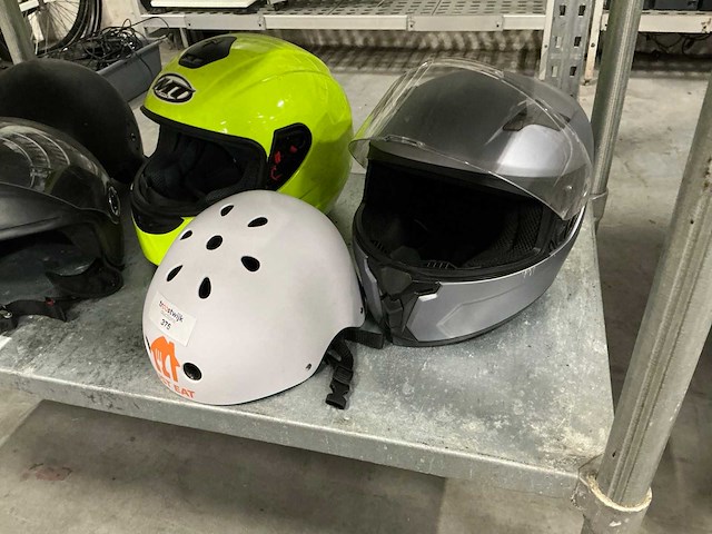 Diverse helmen (5x) - afbeelding 2 van  3
