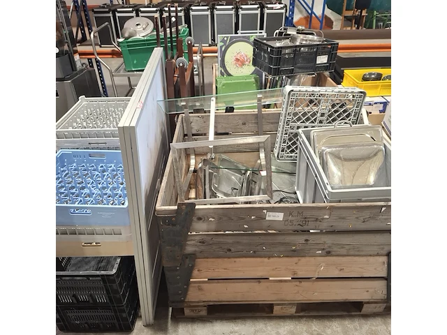 Diverse horeca inventaris - afbeelding 1 van  12