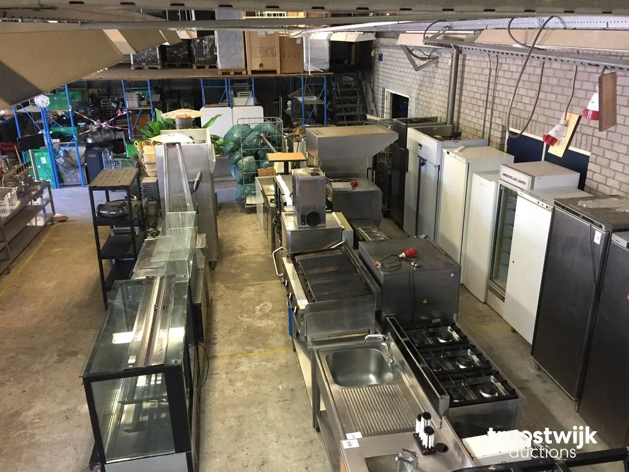 Diverse horeca inventarissen afkomstig uit faillissementen