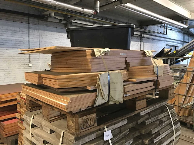 Diverse hout- en plaatmateriaal (8x) - afbeelding 4 van  8
