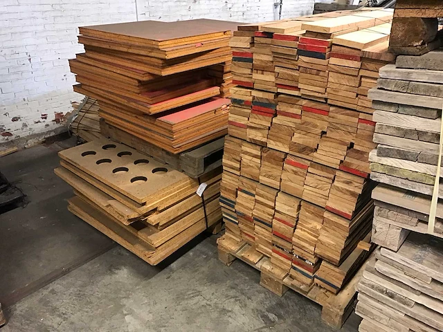 Diverse hout- en plaatmateriaal (8x) - afbeelding 5 van  8