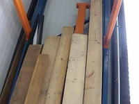 Diverse houten balken - afbeelding 3 van  3