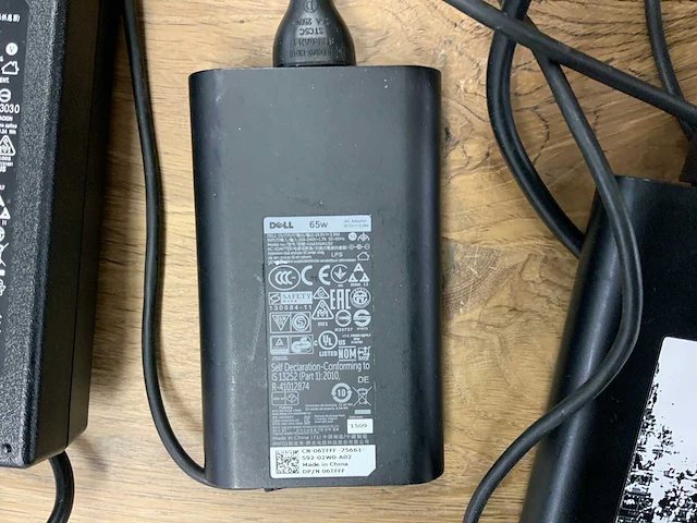 Diverse hp & dell stroom adapters (11x) - afbeelding 5 van  6