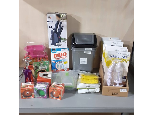 Diverse huishoudelijke accessoires (d1634) - afbeelding 3 van  3