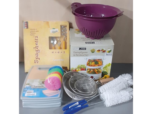 Diverse huishoudelijke accessoires (d1635) - afbeelding 3 van  3