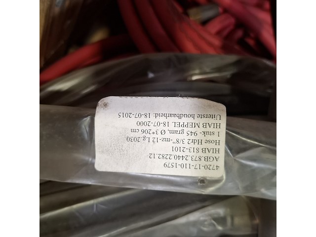 Diverse hydrauliek slangen - afbeelding 9 van  11