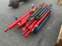 Diverse hydraulische cilinders voor schuitemaker (circa 12 stuks) - afbeelding 3 van  8