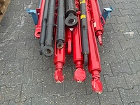 Diverse hydraulische cilinders voor schuitemaker (circa 12 stuks) - afbeelding 7 van  8