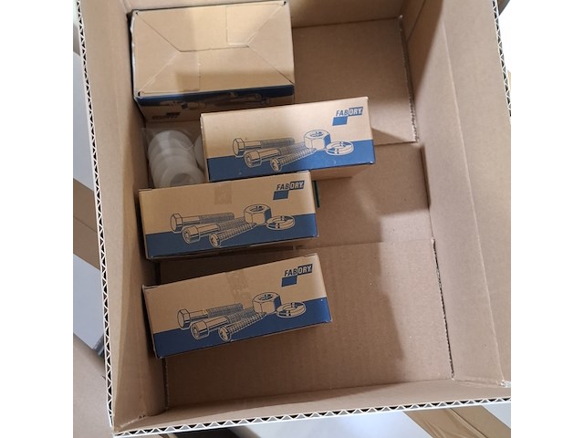 Diverse ijzerwaren en onderdelen - afbeelding 7 van  9