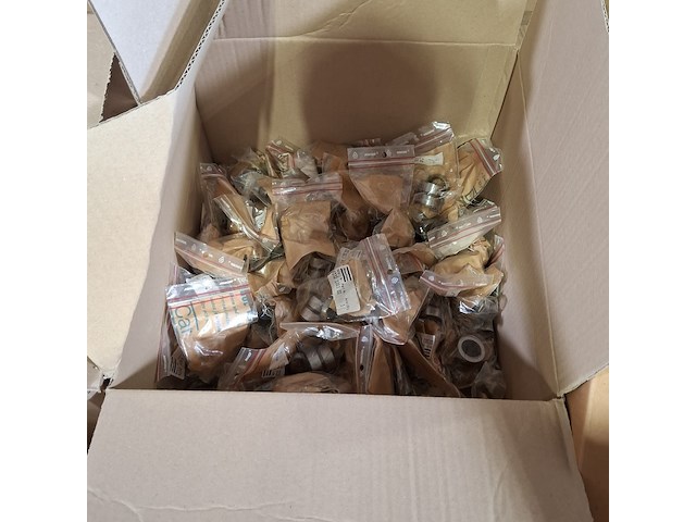 Diverse ijzerwaren en onderdelen - afbeelding 3 van  7