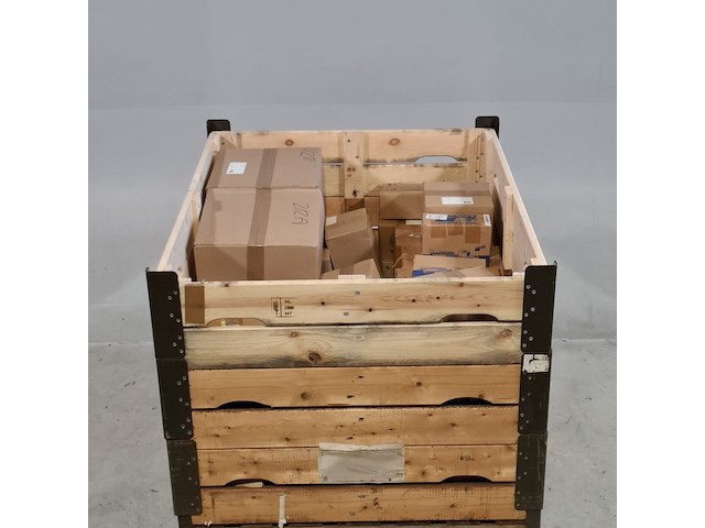 Diverse ijzerwaren en onderdelen - afbeelding 2 van  7