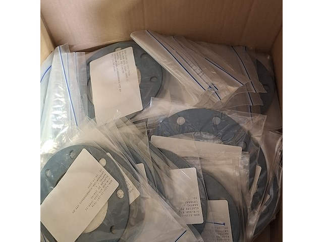 Diverse ijzerwaren en onderdelen - afbeelding 3 van  7