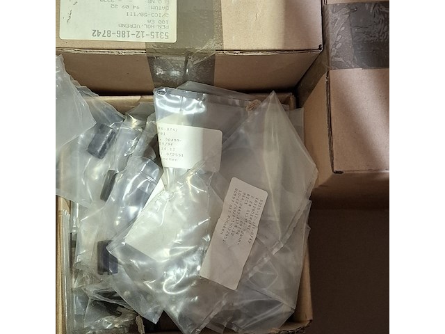 Diverse ijzerwaren en onderdelen - afbeelding 5 van  7