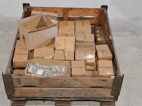 Diverse ijzerwaren en onderdelen - afbeelding 2 van  7