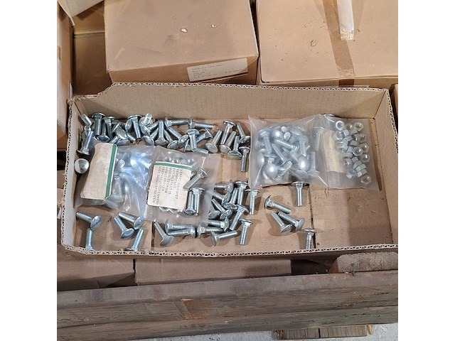 Diverse ijzerwaren en onderdelen - afbeelding 3 van  7