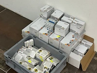 Diverse in doos - afbeelding 1 van  5