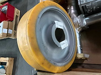 Diverse industriële onderdelen - afbeelding 4 van  14