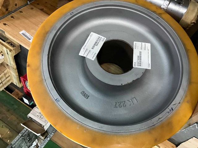 Diverse industriële onderdelen - afbeelding 6 van  14